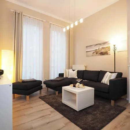 Lucie Else 02 - Steuerbord *